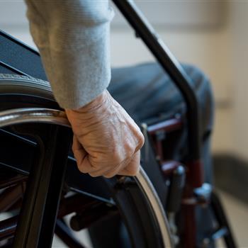 استراتيجيات تأهيل الأشخاص ذوي الإعاقة رياضياً